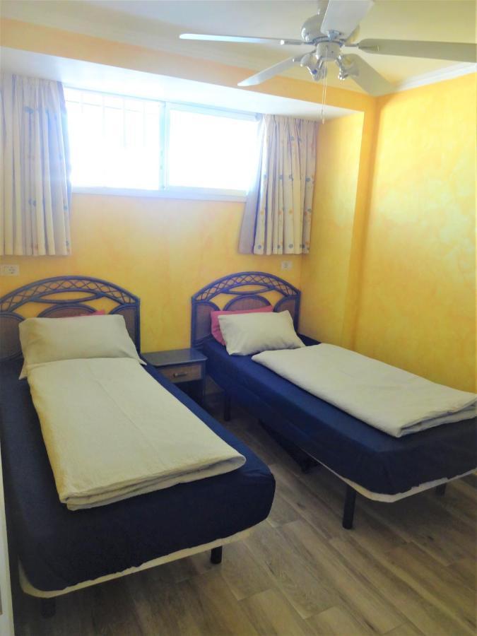 Apartment With A Large South-Facing Balcony, Sea View And Wifi In Las Americas Center Playa de las Américas Kültér fotó